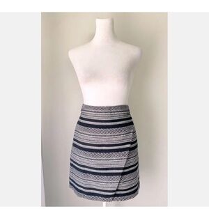 NWT J Crew Sz 0 00 Wrap Look Skirt Shorter Length. So Cute!